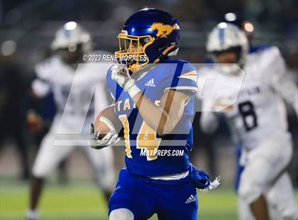 Thumbnail 3 in Mayfair vs Muir (CIF SS D7 Semi Final) photogallery.