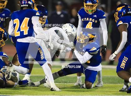 Thumbnail 2 in Mayfair vs Muir (CIF SS D7 Semi Final) photogallery.