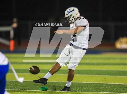 Thumbnail 3 in Mayfair vs Muir (CIF SS D7 Semi Final) photogallery.