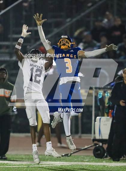 Thumbnail 3 in Mayfair vs Muir (CIF SS D7 Semi Final) photogallery.