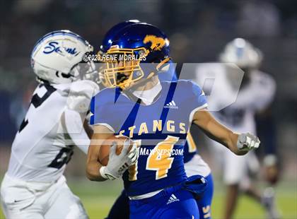Thumbnail 3 in Mayfair vs Muir (CIF SS D7 Semi Final) photogallery.
