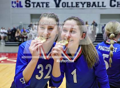 Thumbnail 1 in Lindsay vs. Windthorst (UIL 2A Final) photogallery.