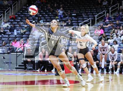 Thumbnail 3 in Lindsay vs. Windthorst (UIL 2A Final) photogallery.