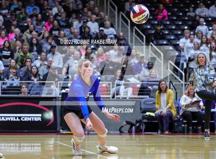 Thumbnail 3 in Lindsay vs. Windthorst (UIL 2A Final) photogallery.