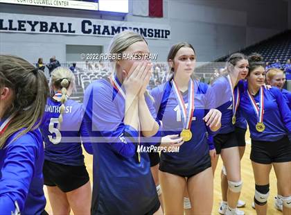 Thumbnail 3 in Lindsay vs. Windthorst (UIL 2A Final) photogallery.
