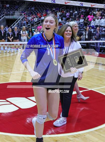 Thumbnail 1 in Lindsay vs. Windthorst (UIL 2A Final) photogallery.