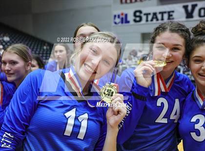 Thumbnail 2 in Lindsay vs. Windthorst (UIL 2A Final) photogallery.