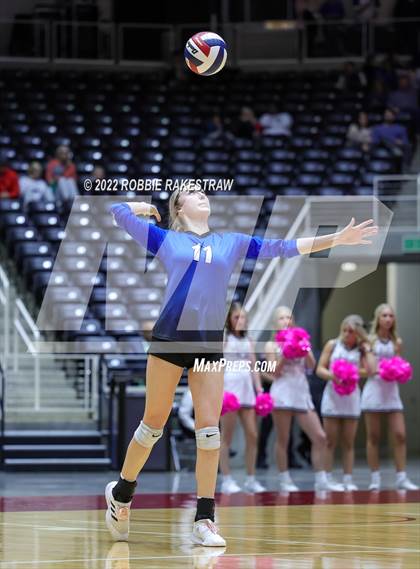 Thumbnail 1 in Lindsay vs. Windthorst (UIL 2A Final) photogallery.