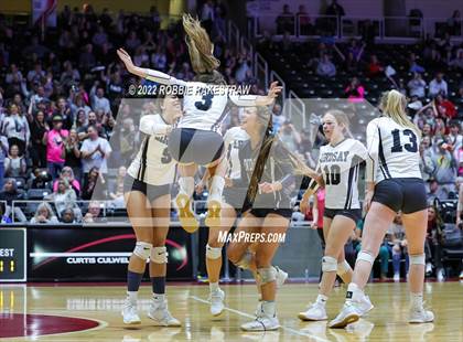 Thumbnail 1 in Lindsay vs. Windthorst (UIL 2A Final) photogallery.
