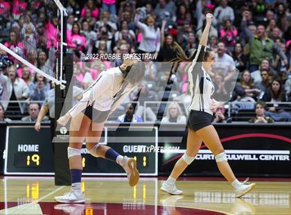Thumbnail 2 in Lindsay vs. Windthorst (UIL 2A Final) photogallery.