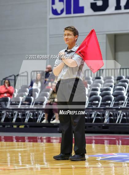 Thumbnail 1 in Lindsay vs. Windthorst (UIL 2A Final) photogallery.