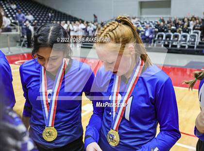 Thumbnail 1 in Lindsay vs. Windthorst (UIL 2A Final) photogallery.