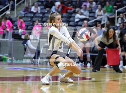 Thumbnail 3 in Lindsay vs. Windthorst (UIL 2A Final) photogallery.