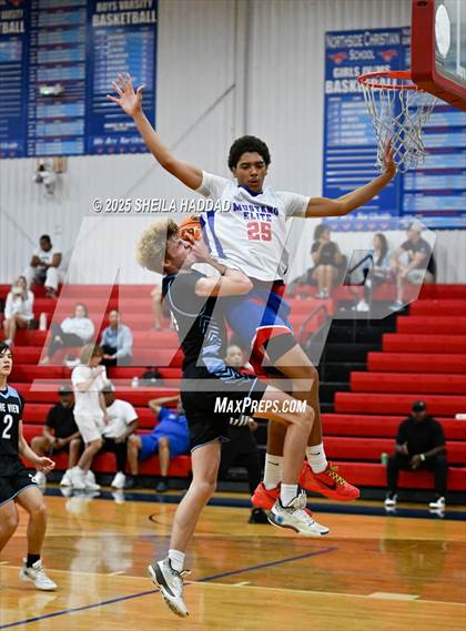 Thumbnail 3 in Riverview Sarasota vs Northside Christian  (Hoopvibe - Preseason) photogallery.