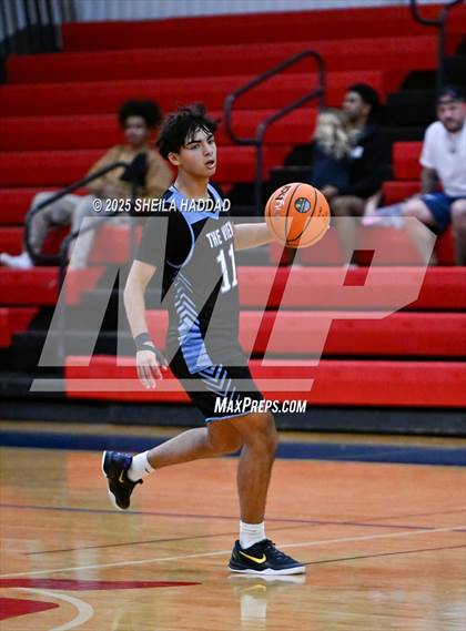 Thumbnail 2 in Riverview Sarasota vs Northside Christian  (Hoopvibe - Preseason) photogallery.