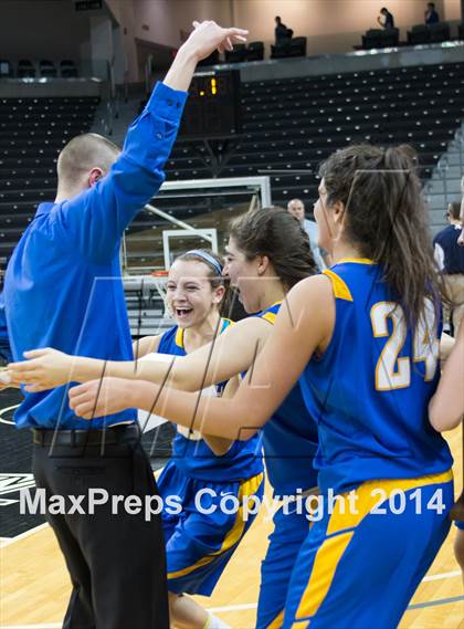 Thumbnail 1 in Newport Central Catholic vs Notre Dame Academy (KHSAA 9th Region Final) photogallery.