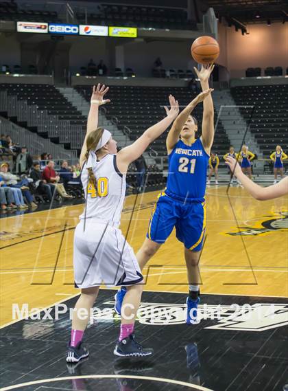 Thumbnail 3 in Newport Central Catholic vs Notre Dame Academy (KHSAA 9th Region Final) photogallery.