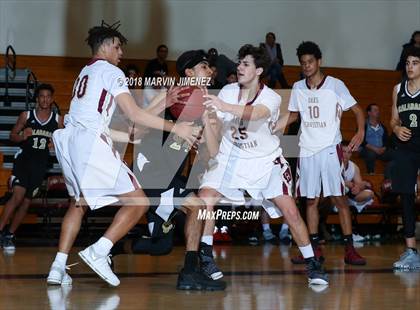 Thumbnail 2 in Oaks Christian vs Calabasas photogallery.