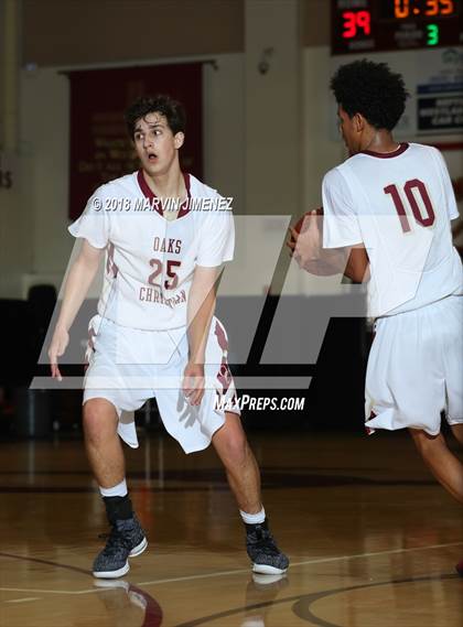 Thumbnail 2 in Oaks Christian vs Calabasas photogallery.