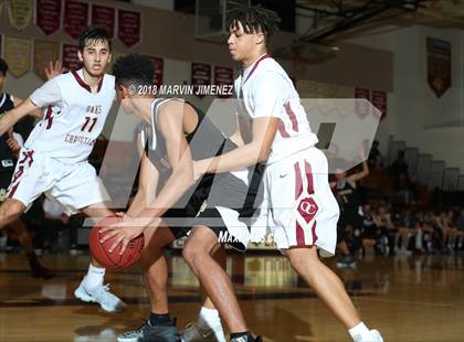 Thumbnail 2 in Oaks Christian vs Calabasas photogallery.