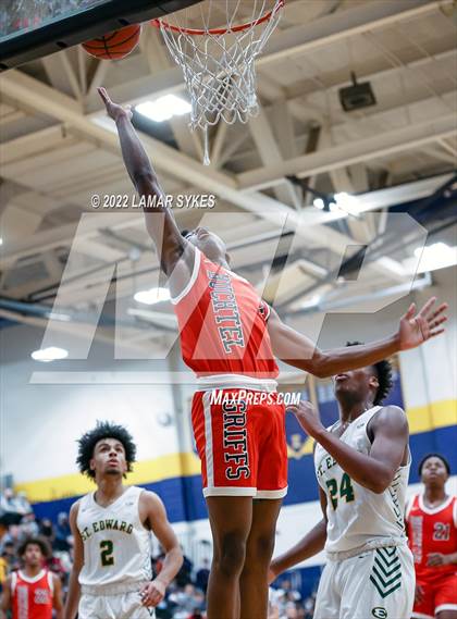 Thumbnail 3 in Buchtel @ St. Edward photogallery.