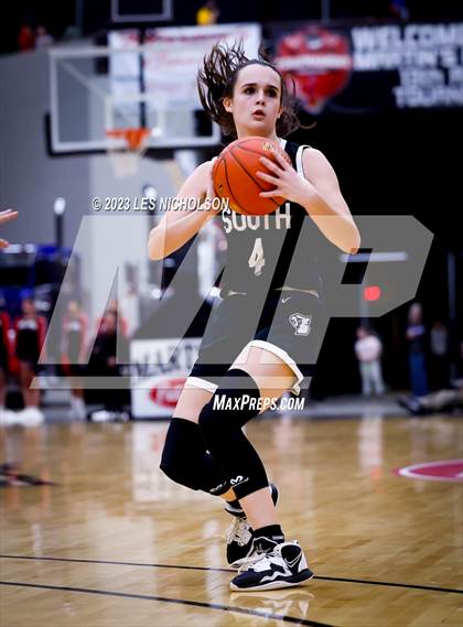 Thumbnail 1 in Knox Central vs South Laurel (13th Region Quarterfinal) photogallery.