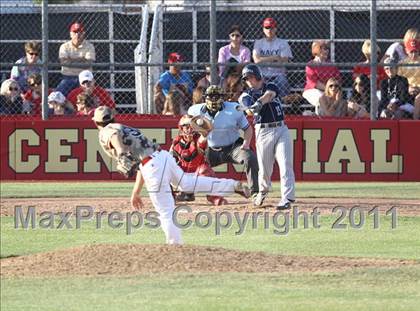 Thumbnail 1 in Bakersfield @ Centennial photogallery.