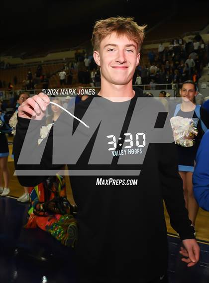 Thumbnail 1 in Deer Valley vs. Sahuaro (AIA 4A Final - Awards) photogallery.