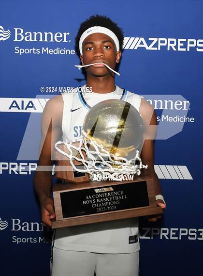 Thumbnail 3 in Deer Valley vs. Sahuaro (AIA 4A Final - Awards) photogallery.