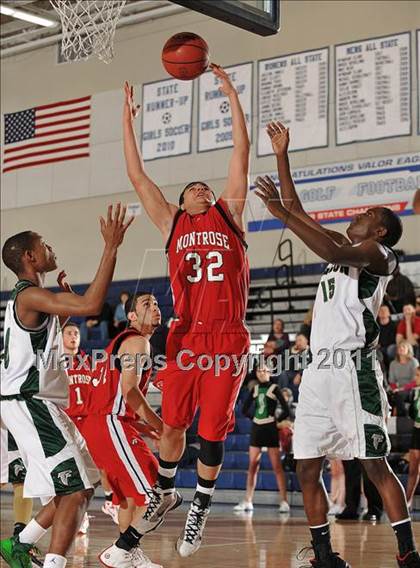 Thumbnail 1 in Falcon vs. Montrose (4A First Round Playoff ) photogallery.
