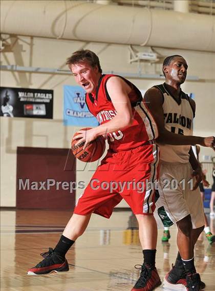 Thumbnail 3 in Falcon vs. Montrose (4A First Round Playoff ) photogallery.