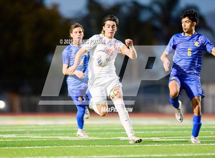 Thumbnail 1 in Los Gatos @ Santa Clara (CIF CCS D3 Semifinals) photogallery.