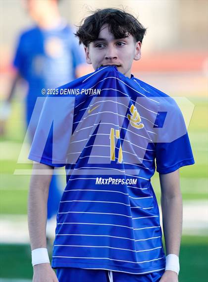 Thumbnail 2 in Los Gatos @ Santa Clara (CIF CCS D3 Semifinals) photogallery.