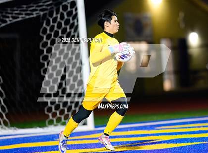 Thumbnail 2 in Los Gatos @ Santa Clara (CIF CCS D3 Semifinals) photogallery.