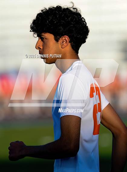 Thumbnail 1 in Los Gatos @ Santa Clara (CIF CCS D3 Semifinals) photogallery.