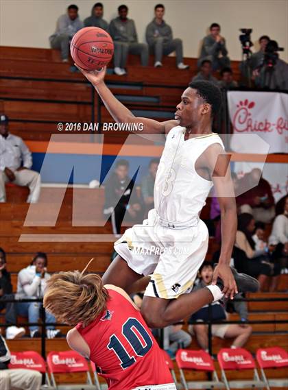 Thumbnail 2 in Providence Day vs. John Carroll (Chick-Fil-A Classic) photogallery.