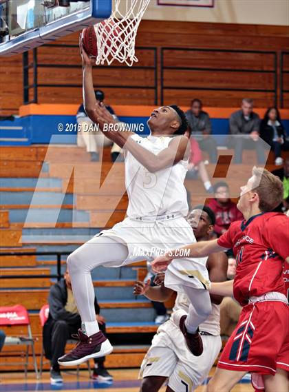 Thumbnail 3 in Providence Day vs. John Carroll (Chick-Fil-A Classic) photogallery.