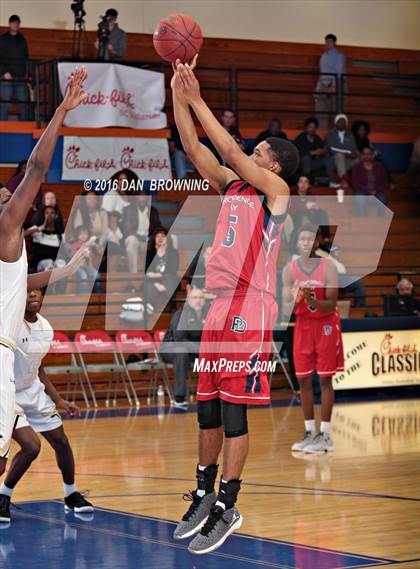 Thumbnail 3 in Providence Day vs. John Carroll (Chick-Fil-A Classic) photogallery.