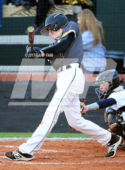 Thumbnail 1 in Franklin County vs Hixson (Wildcat Classic) photogallery.