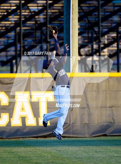 Thumbnail 1 in Franklin County vs Hixson (Wildcat Classic) photogallery.