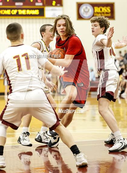 Thumbnail 1 in Talawanda @ Ross photogallery.