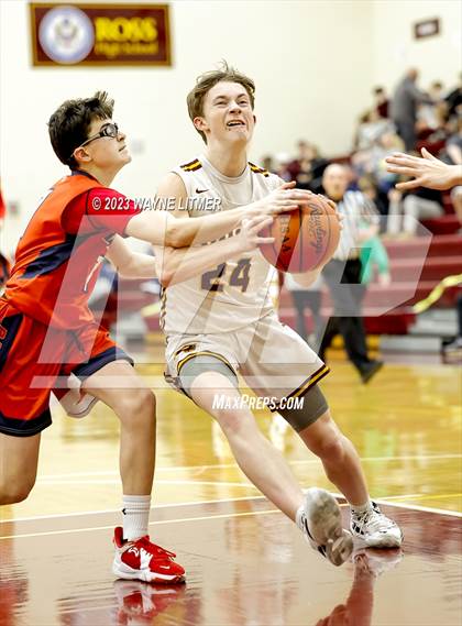 Thumbnail 2 in Talawanda @ Ross photogallery.