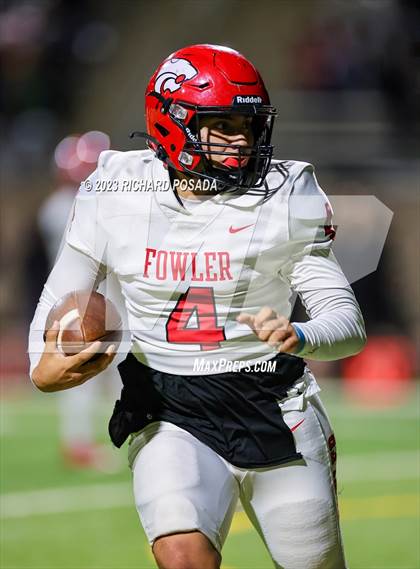 Thumbnail 3 in Fowler @ Mendota (CIF CS DIV VI SEMI-FINAL) photogallery.