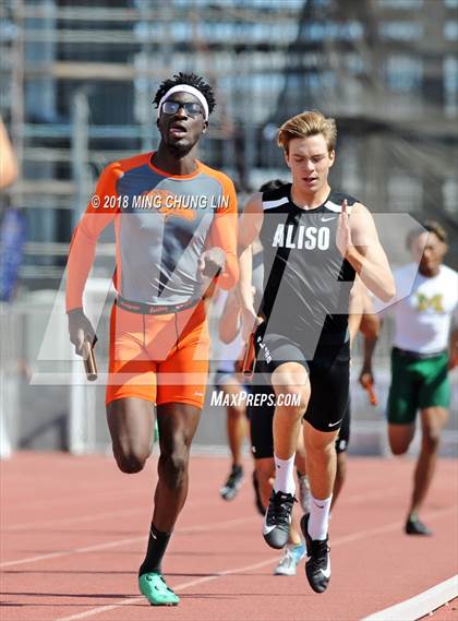 Thumbnail 1 in CIF SS Track & Field Masters Meet (Boys 4x400 Meter Relay) photogallery.