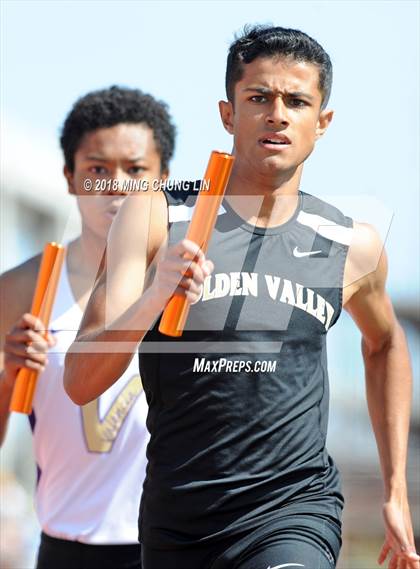 Thumbnail 1 in CIF SS Track & Field Masters Meet (Boys 4x400 Meter Relay) photogallery.