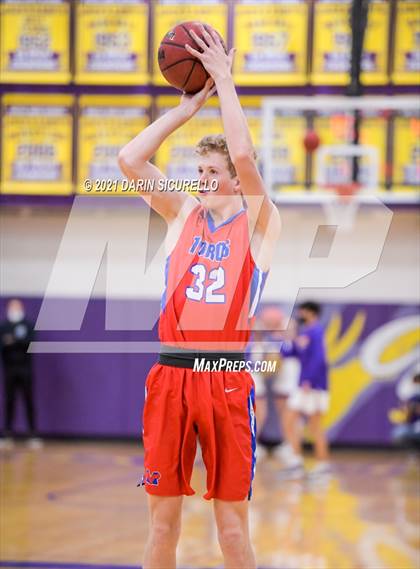 Thumbnail 3 in Mountain View vs Mesa (AIA 6A Round 1 Playoff) photogallery.