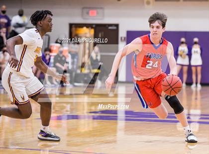 Thumbnail 3 in Mountain View vs Mesa (AIA 6A Round 1 Playoff) photogallery.