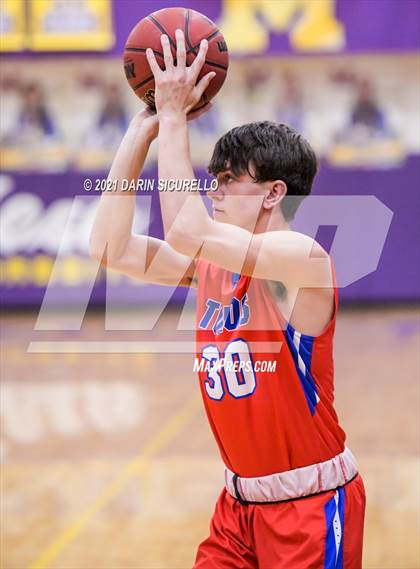 Thumbnail 1 in Mountain View vs Mesa (AIA 6A Round 1 Playoff) photogallery.