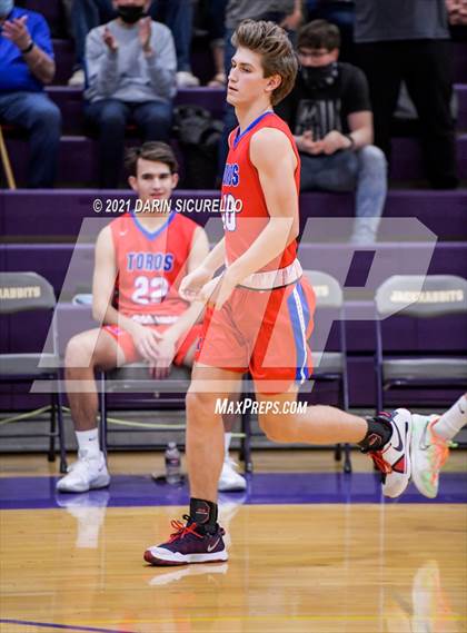 Thumbnail 2 in Mountain View vs Mesa (AIA 6A Round 1 Playoff) photogallery.