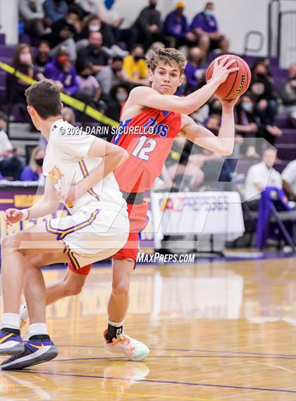 Thumbnail 2 in Mountain View vs Mesa (AIA 6A Round 1 Playoff) photogallery.
